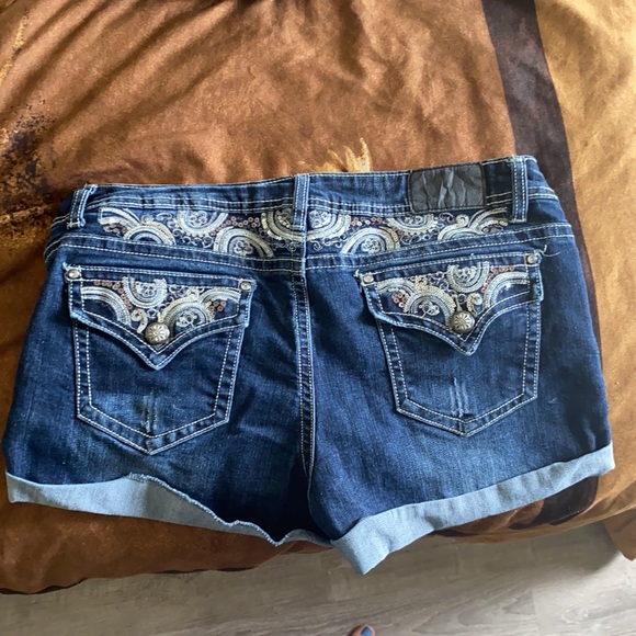 Short Shorts - Picture 2 of 2